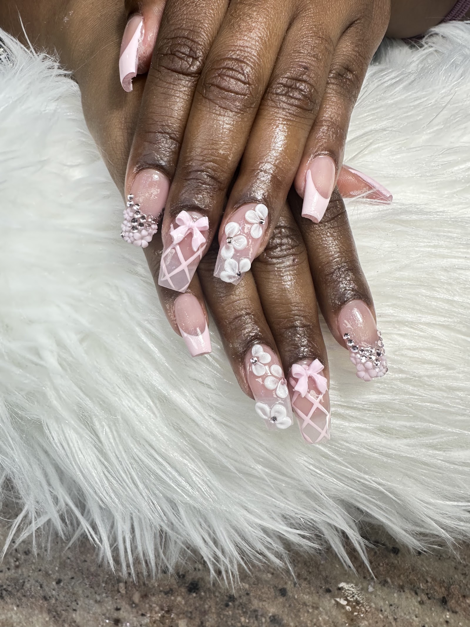 Venus Nails & Spa nail photo 4